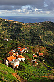 Ilha, Dorf auf den Höhen von Santana, Insel Madeira, Atlantischer Ozean, Portugal