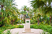  Elks, palm forest, Huerto de Cura Park, statue, Jaime,1. Concuistador, conqueror, 1285. Province of Alicante, Spain 