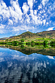  View from the Spanish side, Salamanca region, Spain to the area of the town of Barca d&#39; Alva in Portugal 