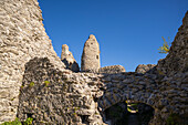  At the castle ruin Hohenfreyberg in the Ostallgäu near Pfronten in autumn, Bavaria, Germany, Europe 