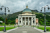 Wallfahrtskirche Oropa, Basilica superiore, UNESCO Weltkulturerbe Sacri Monti, Biella, Alpi Biellesi, Walliser Alpen, Piemont, Italien