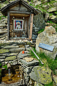  Spring with image of a saint, Ahrntal, Zillertal Alps, South Tyrol, Italy 