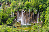 Wasserfall im Plitvice Nationalpark, Kroatien