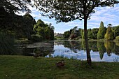  Sheffield Park House and Gardens, Uckfield, East Sussex, England, UK 