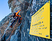 Österreich, Osttirol, Kals, Großglockner, Klettern am Stüdlgrat, Frühstücksplatz