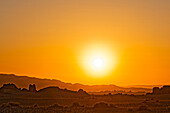 Sonnenaufgang, Sossusvlei, Namib-Naukluft-Nationalpark, Namibia, Afrika