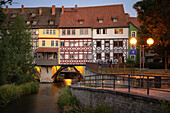 Krämerbrücke and medieval mikveh (Jewish ritual bath) at dusk, Erfurt, state capital, Free State of Thuringia, Germany, Europe