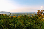  Panoramic view of the Virginia Blue Ridge Mountains from Skyline Drive in Shenandoah National Park, Virginia, USA 