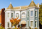  Victorian houses in The Fan District in Richmond, Virginia, USA 