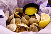  Steamed clams with melted butter and lemon, served in Chincoteague, Accomack County, Virginia, USA 