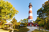 Assateague Lighthouse im Chincoteague National Wildlife Refuge auf Assateague Island, Accomack County, Virginia, USA