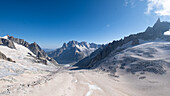 Blick auf das Gletschermeer am Mont-Blanc, Panorama-Gondel, Mer de Glace, Vallee Blanche, Chamonix Mont Blanc, Haute Savoie, Frankreich