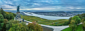  Niederwald Monument and view of the Rhine, Rüdesheim, Rheinsteig, UNESCO World Heritage Upper Middle Rhine Valley, Upper Middle Rhine Valley Cultural Landscape, Hesse, Germany 