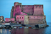  Castel dell&#39;Ovo in the evening, Naples, Campania, Southern Italy, Italy, Europe 