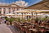 Place du Capitole, Hôtel de Ville, Toulouse, Haute-Garonne, Occitanie, France, Europe.