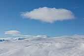  Snowy mountain landscape, Dovrefjell-Sunndalsfjella National Park, Norway 