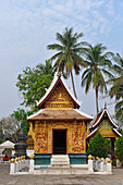 Die Rote Kapelle (Haw Tai Pha Sai-Nyaat) oder die Kapelle des liegenden Buddha, Tempel Wat Xieng Thong, Luang Prabang, Laos, Südostasien