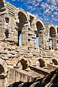 Arènes d'Arles, Roman Amphithéâtre, Arles, Bouches-du-Rhône, Provence-Alpes-Côte d’Azur, France, Europe.