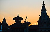 Nepal, Bhaktapur, Durbar Square,  King Bhupatindra Malla, statue, column, Octagonal Pavilion, 