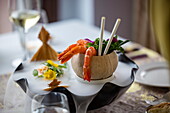  Lunch at the restaurant on board the boutique cruise ship Ginger (Heritage Line), Lan Ha Bay, Haiphong, Vietnam, Asia 