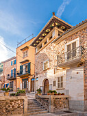 Gasse in der Altstadt von Bunyola, Mallorca, Balearen, Spanien