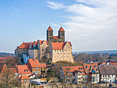  Schlossberg with castle and collegiate church of St. Servatius, World Heritage City of Quedlinburg, Harz Mountains, Saxony-Anhalt, Central Germany, Germany, Europe 