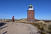 Alter Leuchtturm 'Quermarkenfeuer Rotes Kliff' am Strand, bei Kampen, Sylt, Nordseeküste Schleswig-Holstein, Deutschland