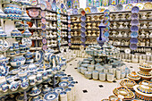  Ornamental pottery in the art shop L&#39;Artisan By Kerkeni in the souk in the medina of Nabeul, Tunisia 