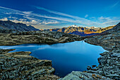 Bergsee mit Blick auf Monte Disgrazia, Bergell, Berninagruppe, Lombardei, Italien