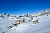 Blick auf Rifugio Cristina und Alpe Prabello, Berninagruppe, Lombardei, Italien
