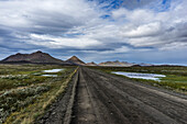 Nebenstraße nach Möðrudalur, Hochland im Norden, Island
