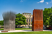Denkmal von Jan Palach und das Rudolfinum in Prag, Tschechische Republik
