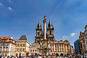  Marian Column and Tyn Church on the Old Town Square in Prague&#39;s Old Town, Prague, Czech Republic 