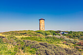  Domburg is a Dutch seaside resort on the North Sea coast. It is located on the Walcheren peninsula in the province of Zeeland and is the administrative center of the municipality of Veere. Here, the former water tower 