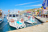  Blick auf den Hafen von Gialos, Gialos, Insel Symi, Dodekanes, Griechenland 