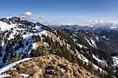 Blick zum Gipfel des Hochgern im Winter, Chiemgauer Alpen, bei Ruhpolding, Oberbayern, Bayern, Deutschland