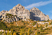  Late afternoon in autumn below the Three Peaks, Auronzo, Dolomites, Italy, Europe   