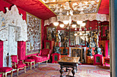 Rotes Zimmer des Hauteville House, Victor Hugo Museum in St. Peter Port, Insel Guernsey, Vogtei Guernsey, Vereinigtes Königreich
