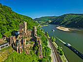  View of Rheinstein Castle and the Rhine, Rheinsteig, Rhenish Slate Mountains, UNESCO World Heritage Upper Middle Rhine Valley, Hesse, Germany 