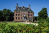  Amerongen Castle with park and castle bridge, Amerongen, Utrechtse Heuvelrug, Utrecht Province, Netherlands 