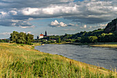  The castle hill with Albrechtsburg, cathedral and the Elbe river in Meissen, Saxony, Germany 