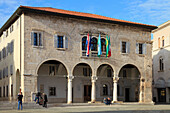  Kroatien, Pula, Forum, Rathaus,  
