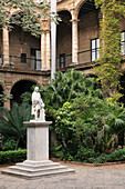 Cuba, Havana, Palacio de los Capitanes Generales, patio, Columbus statue, 