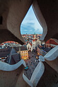Blick vom Turm Neues Rathaus auf den Marienplatz, München, Bayern, Deutschland