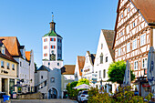  Market square, half-timbered house and Lower Gate, Günzburg, Bavarian Swabia, Swabia, Bavaria, Germany 