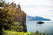  Chillon Castle, Chillon Castle, near Montreux, Lake Geneva, Lac Léman, Canton of Vaud, Switzerland 