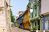  Rue des Vierges with half-timbered houses in the old town of Josselin, Morbihan, Brittany, France 
