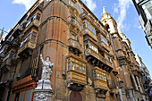 Statue of San Pawl, Triq San Pawl street, Valletta, Malta, Southern Europe