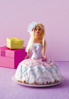 Barbie Cake Images – License food photos ❘ StockFood