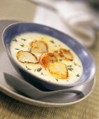 Scallop and Jerusalem artichoke soup